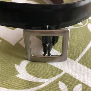 Medium leather COACH belt